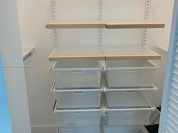 5th image of 950 Brickell Bay Dr APT 3502