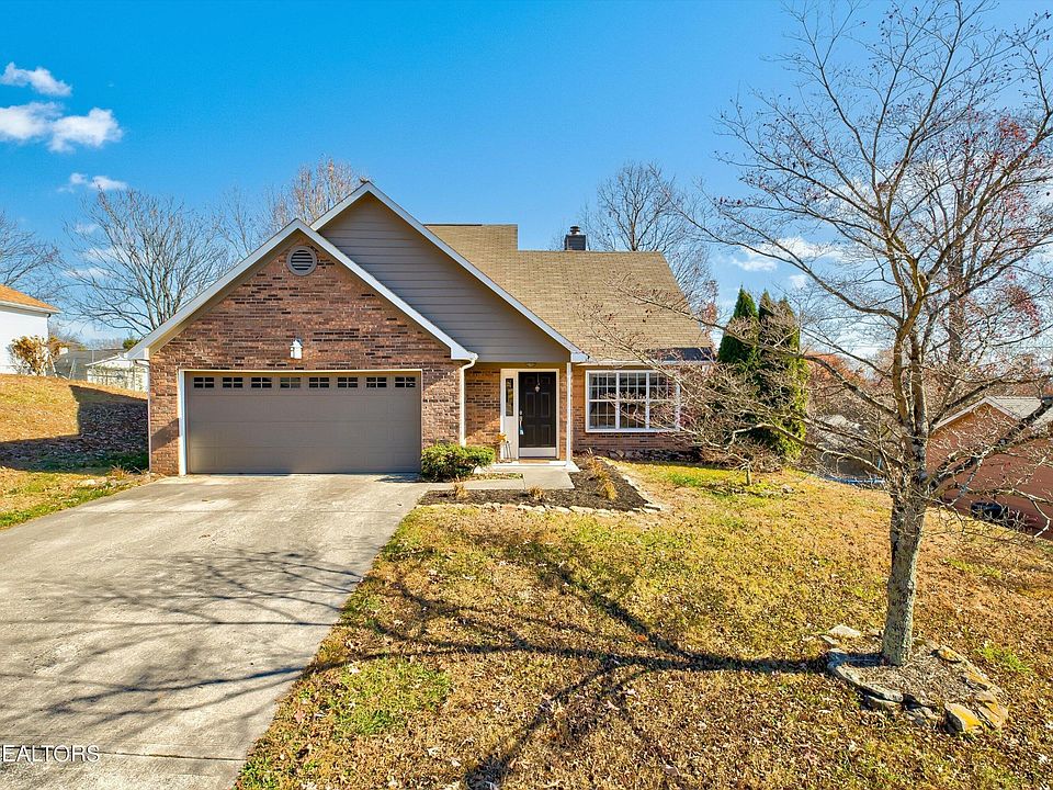 1st image of 3257 Kingsmore Dr