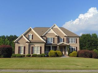 2112 Rosebury Park Dr, Dacula, GA 30019