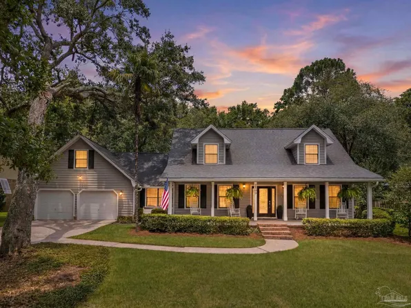 7409 Camale Dr, Pensacola, FL 32504