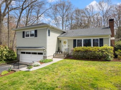 23 Laurel Rd, Essex, CT, 06426