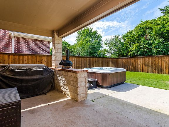5th image of 6706 Windward View Dr