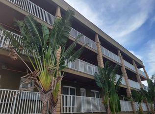201 5th St S APT 13, Saint Petersburg, FL 33701