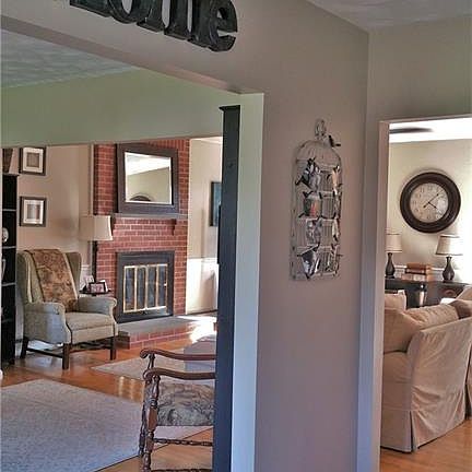 4th image of 459 E Greenwich Ave