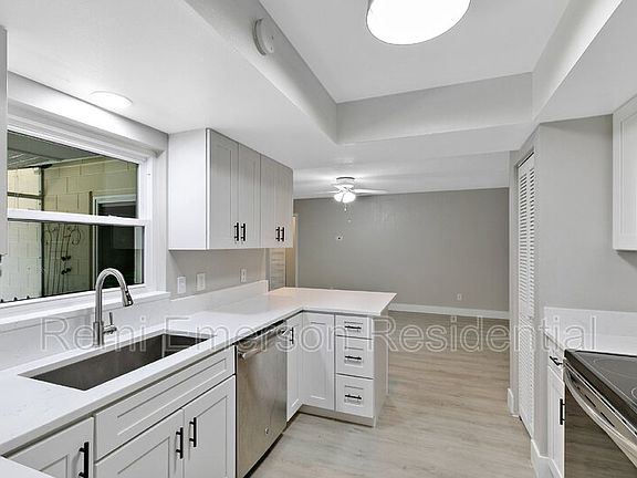 3rd image of 3326 Young St