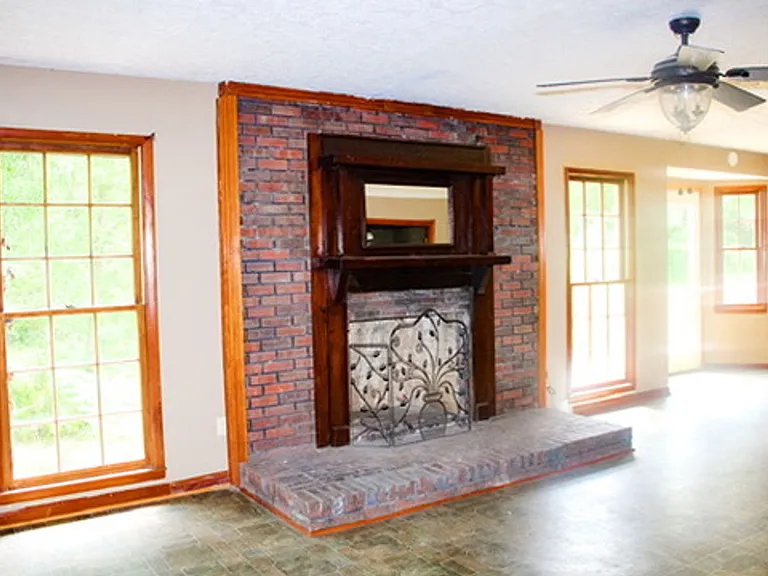 2232 Websters Chapel Rd — Photo 16