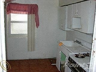 5th image of 3791 19th St