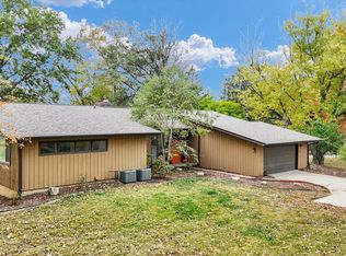 1010 Parkview Dr, Mahomet, IL