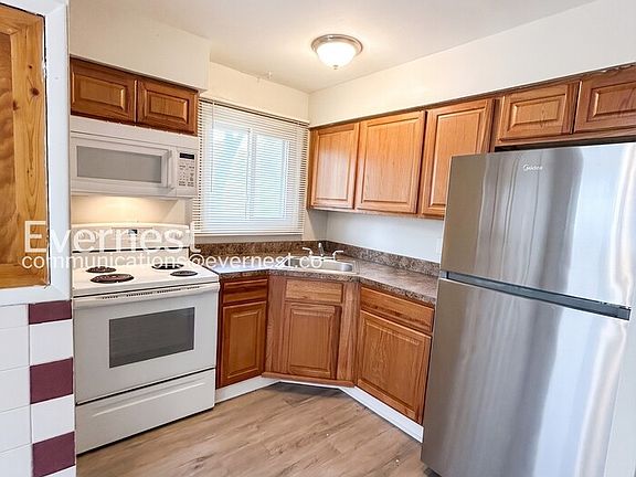 5th image of 7826 Blandford Dr