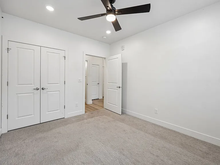 Wasatch View Apartments — Photo 56
