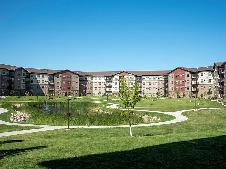Cardinal Point Apartments — Photo 24