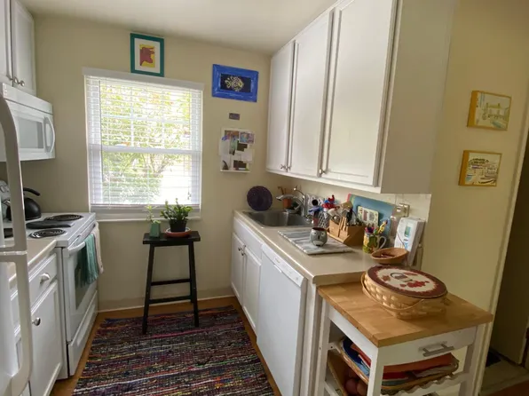 869 Mirror St #Aug, Pittsburgh, PA 15217