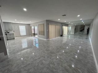 2101 Bayberry Dr, Hollywood, FL 33024