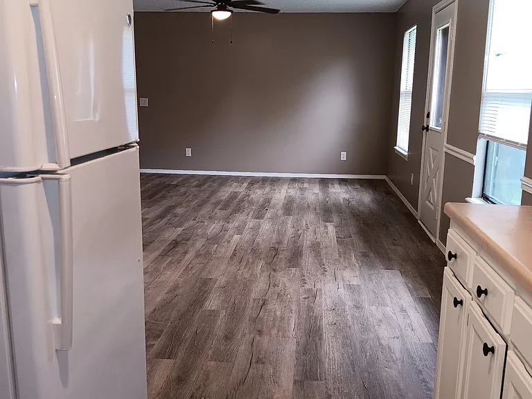 807 E Scott Wayne Dr — Photo 8