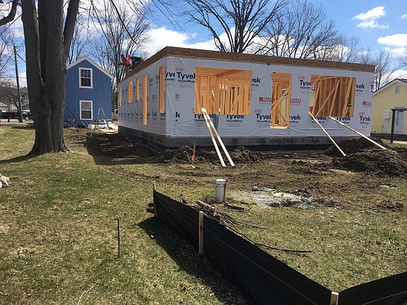 2nd image of 4219 Shoreview Ln