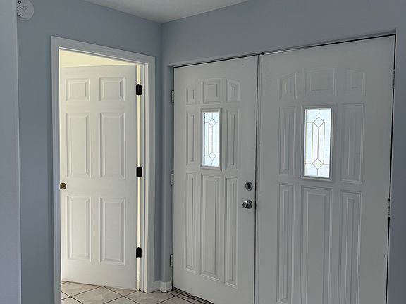 3rd image of 4025 N Indian River Dr #4