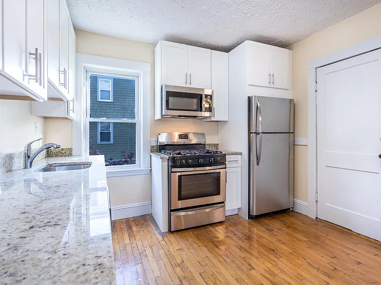 167 Forest Hills St #3 — Photo 2