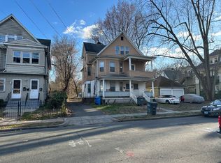 149 Mansfield St, Hartford, CT 06112