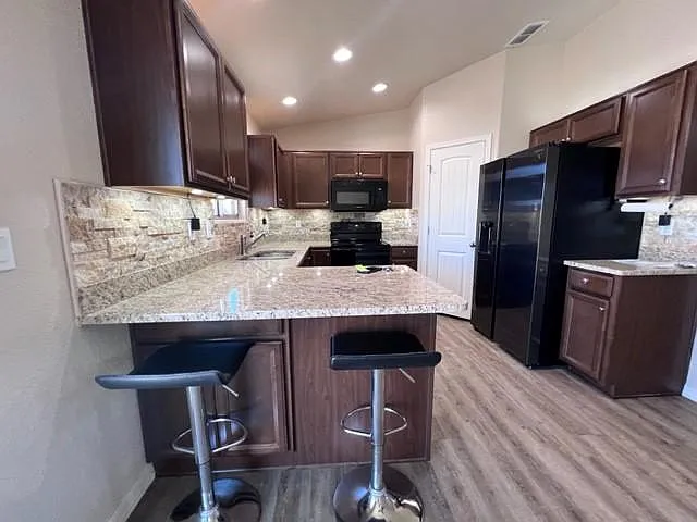 2843 E Luna Vis — Photo 11