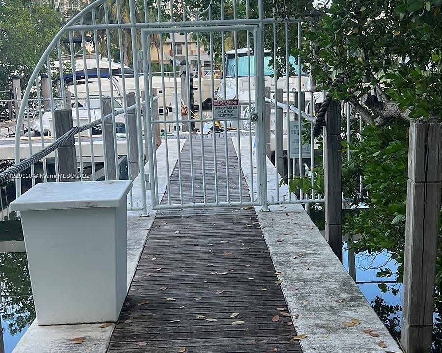 2nd image of 16500 Collins Ave #16