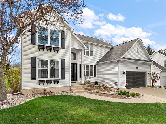 2nd image of 24 Kincraig Dr