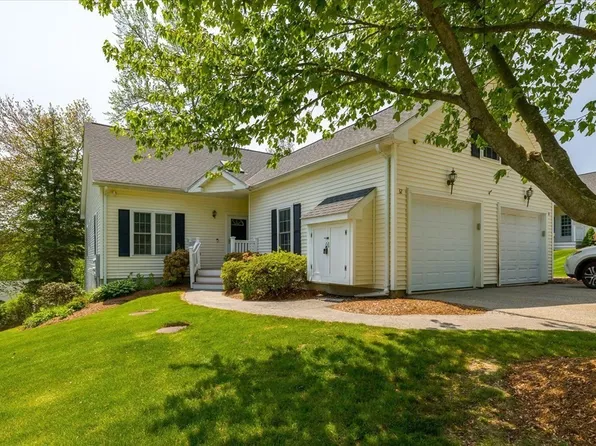 32 William Onthank Ln, Southborough, MA 01772