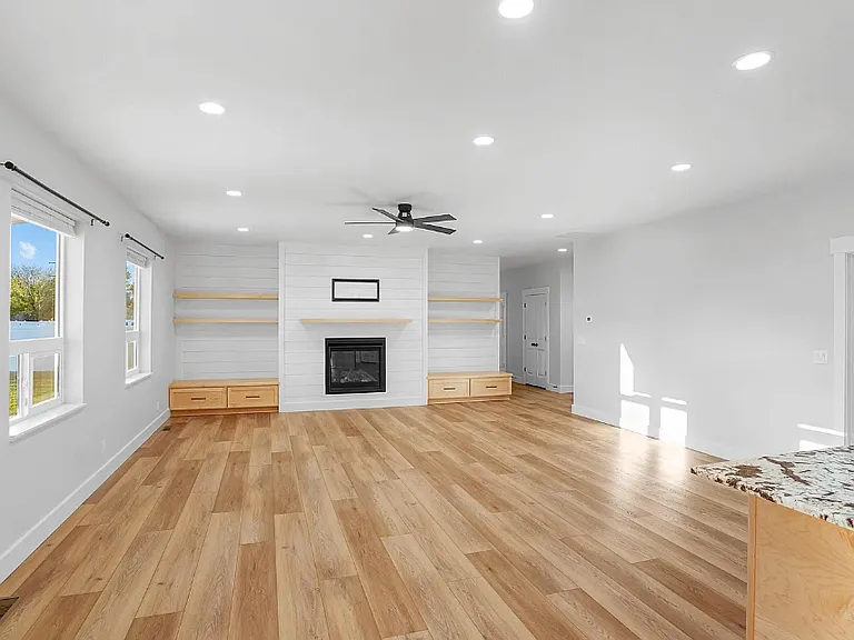 520 Biscotti Loop — Photo 2
