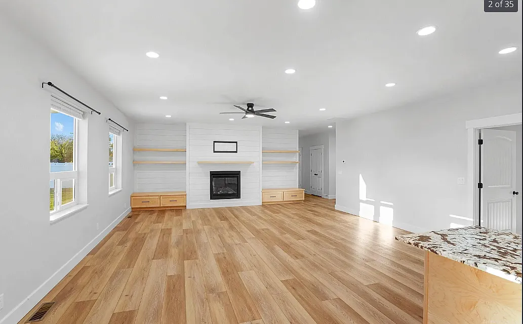 Building Photo - 520 Biscotti Loop