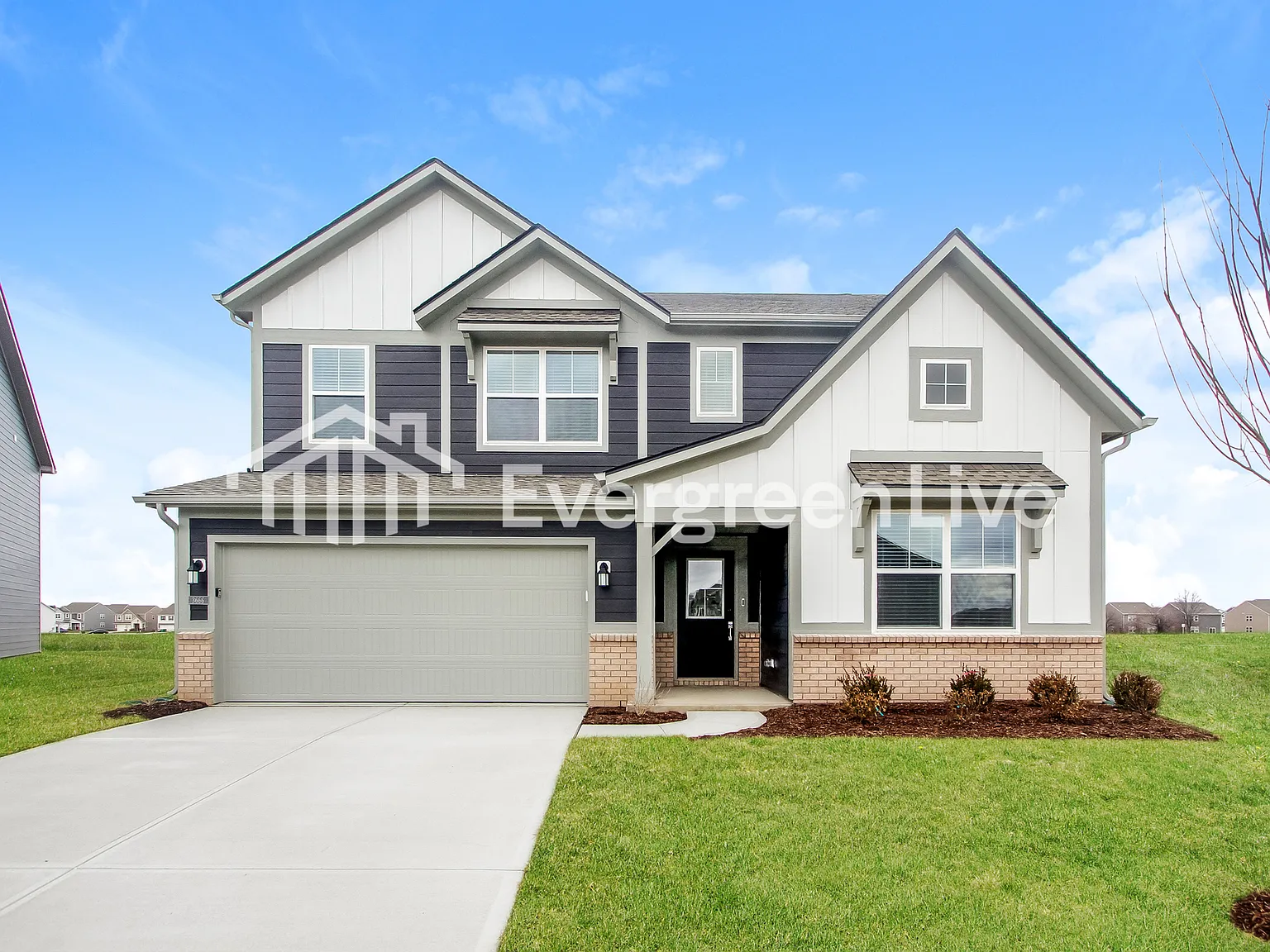 5 bed, 3.5 bath, 3054 sqft, $2,395 — Photo 1