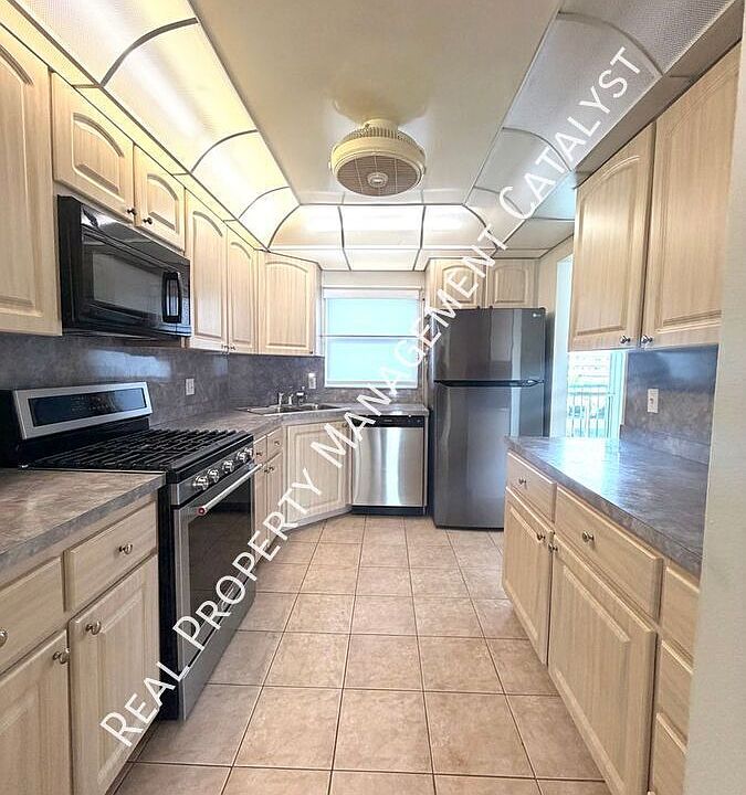 1st image of 6020 Shore Blvd S APT 210