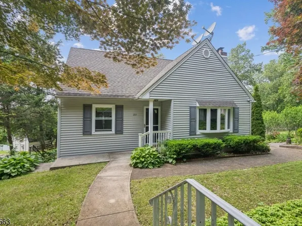 215 Sussex Ave, Andover Twp., NJ 07860