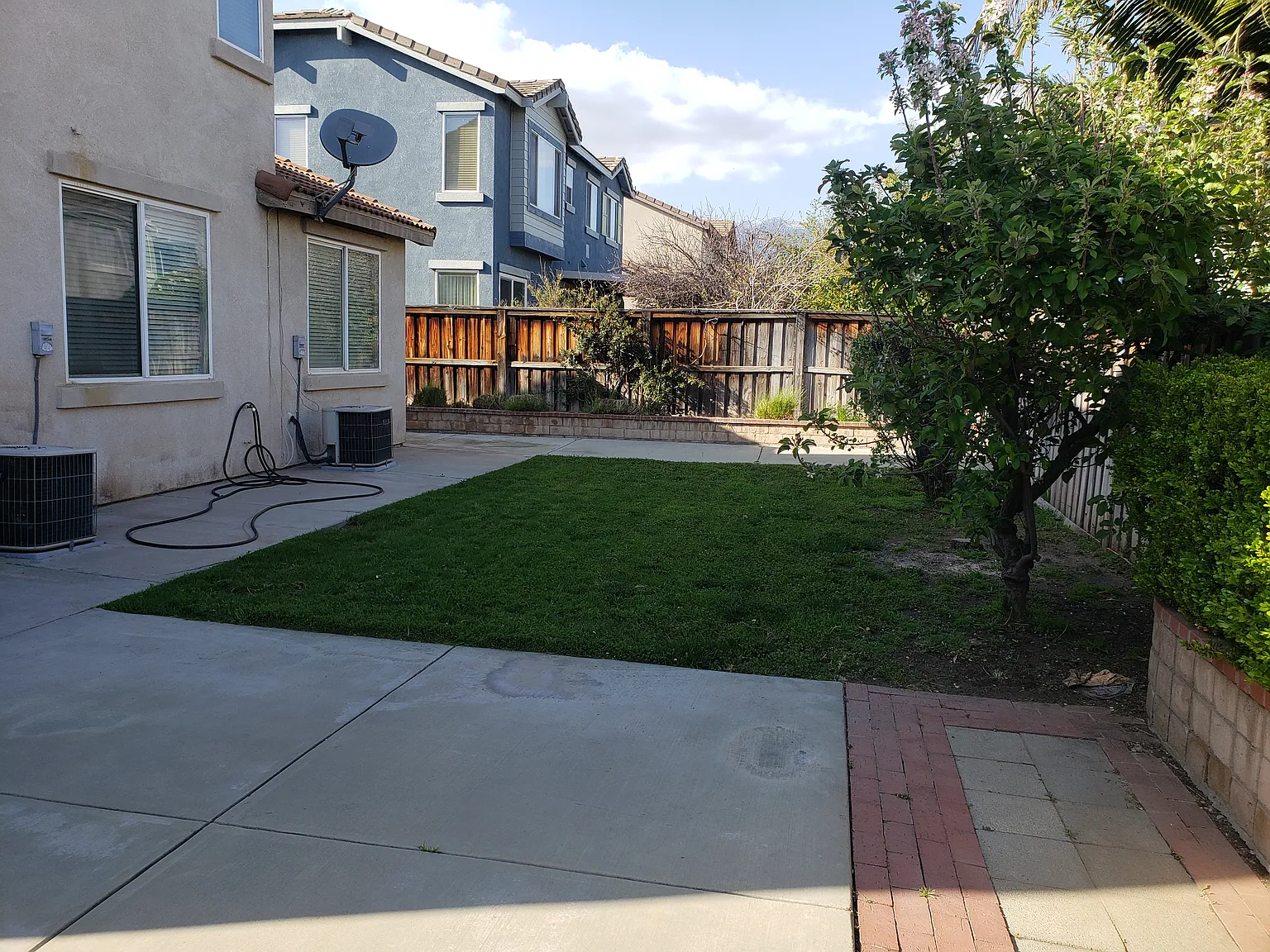 4 bed, 2664 sqft, $3,900 — Photo 2