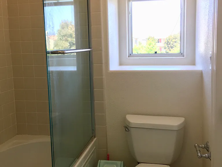12 Kinkaid Sq — Photo 8
