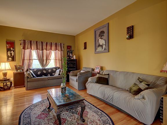 4th image of 11 Bells Ct