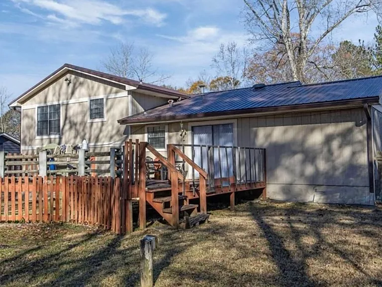 597 Wilmont Dr — Photo 11