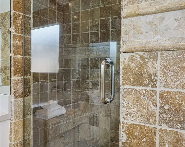 16459 Otsego St — Photo 55