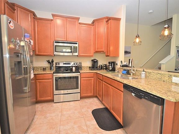 5th image of 12010 Greengate Dr