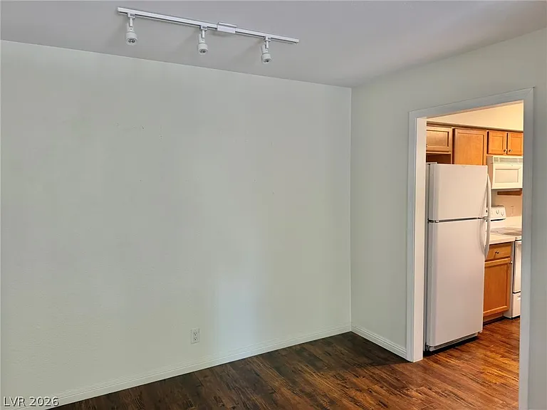 650 Oakmont Ave #2113 — Photo 4