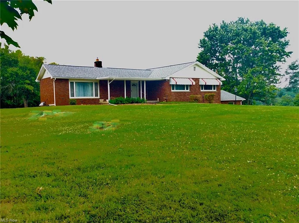 3 bed, 1448 sqft, $1,450 — Photo 1
