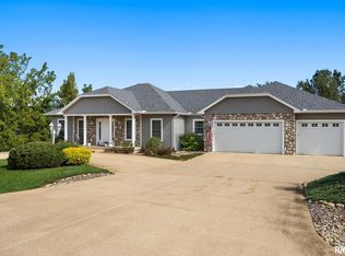 5022 S Diamond Point, Mapleton, IL 61547