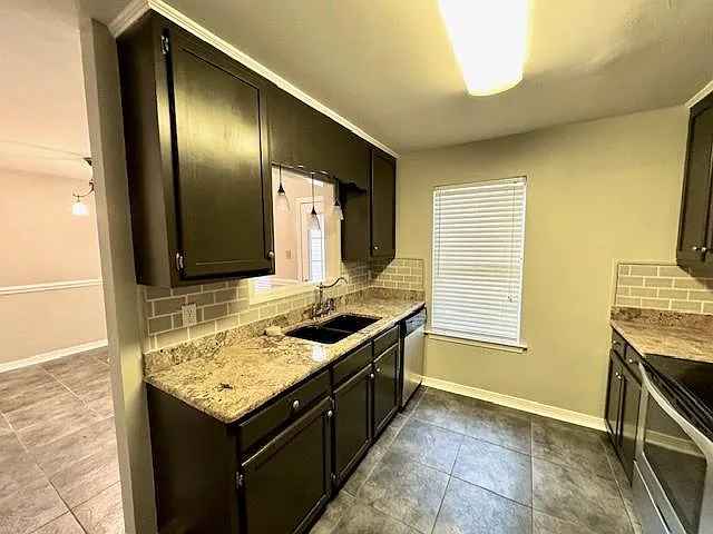 270 Hillcrest Rd #902 — Photo 9