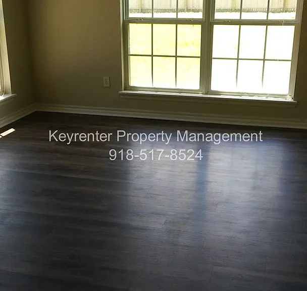 25620 Briar Dr — Photo 9
