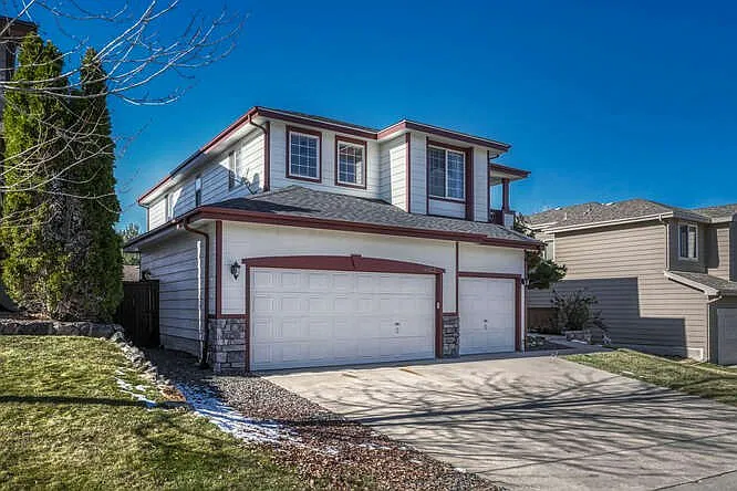 6322 Shannon Trail — Photo 2