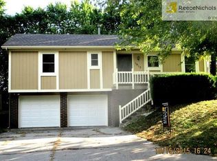 1915 SE 5th St, Lees Summit, MO 64063