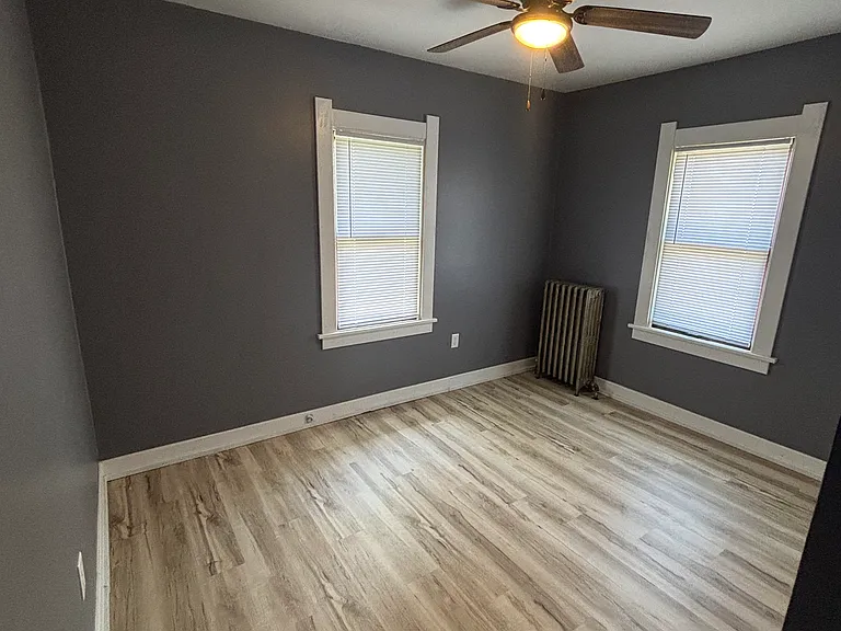 1114 N Superior St #8 — Photo 5