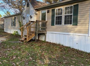 121 Lodestone Ct, Moncks Corner, SC 29461