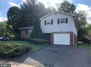 1669 Coolidge Ave, Willow Grove, PA 19090