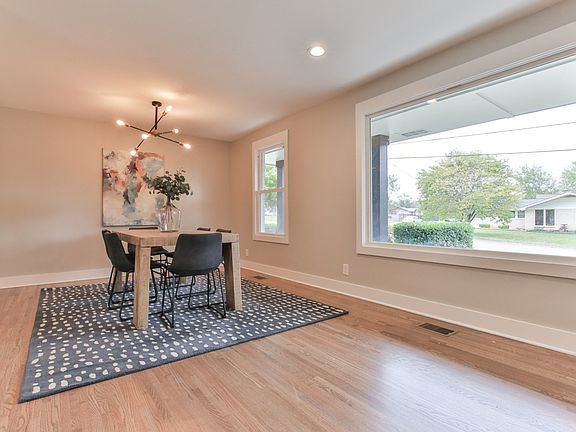 4th image of 3817 Dunbar Dr