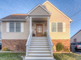725 Charlotte St, Toms River, NJ 08753