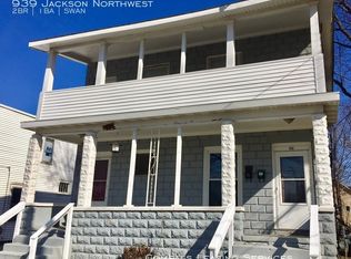 939 Jackson St NW, Grand Rapids, MI 49504